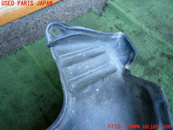 2UPJ-9236962170]セリカXX(GA61)エンジンアンダーカバー 中古_3