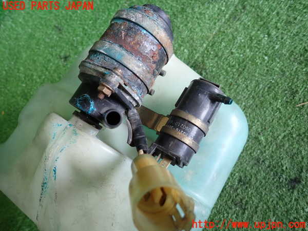 2UPJ-9236966791]セリカXX(GA61)ウォッシャータンク1 中古_4