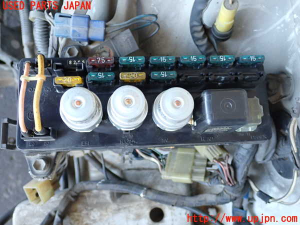 2UPJ-9236966741]セリカXX(GA61)ヒューズボックス1(EGルーム内助手席側) 中古_3