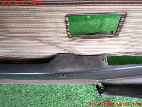 2UPJ-9236961264]セリカXX(GA61)左ドア内張り ジャンク_4