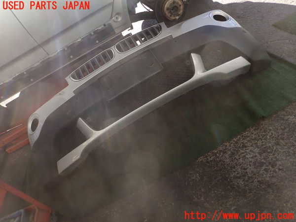 2UPJ-9236971010]BMW X3(PC25)フロントバンパー 中古 (E83)_4