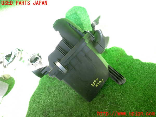 2UPJ-9236972560]BMW X3(PC25)エアクリーナーボックス 中古 (E83)_4