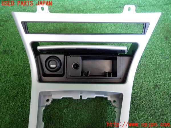 2UPJ-9236977821]BMW X3(PC25)灰皿1 中古 (E83)_2