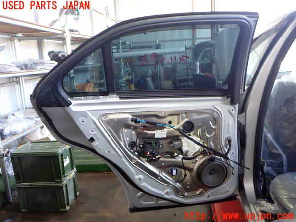2UPJ-9236981320]ベンツ E350 W212(212056C)左後ドア 中古 SAINT-GOBAIN SEKURIT M24100 43R-001025_5