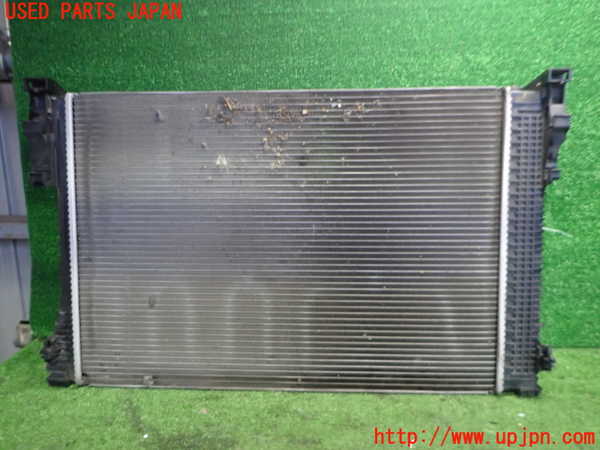 2UPJ-9236982321]ベンツ E350 W212(212056C)ラジエーター1 中古_2