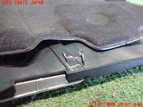 2UPJ-9236982160]ベンツ E350 W212(212056C)エンジンアッパーカバー 中古_3