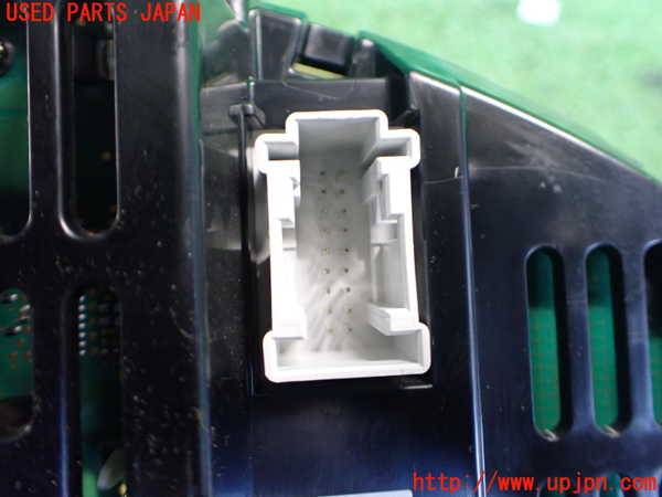 2UPJ-9236986170]ベンツ E350 W212(212056C)スピードメーター 中古_3