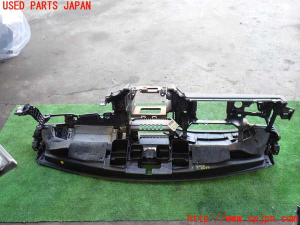 2UPJ-9236987505]ベンツ E350 W212(212056C)ダッシュボード 中古_5