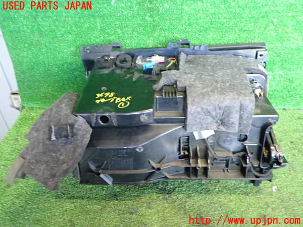 2UPJ-9236987516]ベンツ E350 W212(212056C)グローブボックス1 中古_4