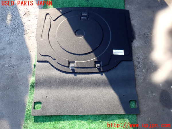 2UPJ-9236987771]ベンツ E350 W212(212056C)ラゲッジトレイ1(蓋1枚) 中古_2