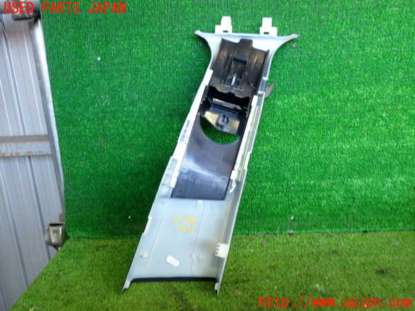 2UPJ-9236987670]ベンツ E350 W212(212056C)左センターピラートリム 中古_2