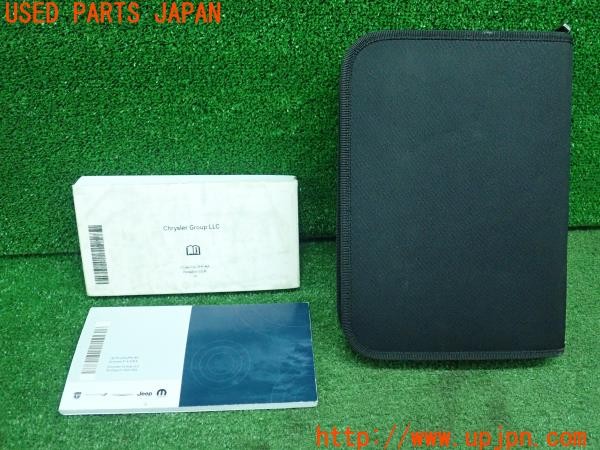 3UPJ=9236990802]クライスラー 300(LX36 LD系)前期 取扱説明書 取説 車両マニュアル 中古_2