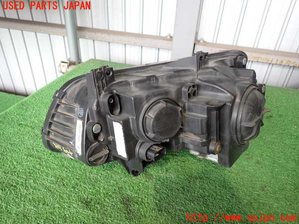2UPJ-9236991130]クライスラー・300(LX36)右ヘッドライト HID 中古_2