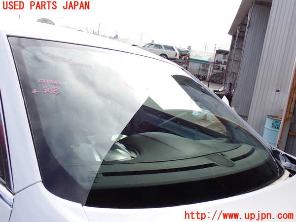 2UPJ-9236991195]クライスラー・300(LX36)フロントガラス 中古(43R-00028 M405)_2