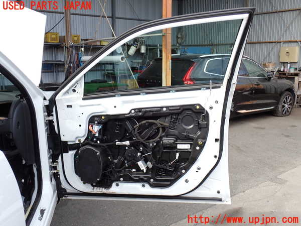2UPJ-9236991230]クライスラー・300(LX36)右前ドア 中古(43R-00257 M700)_5