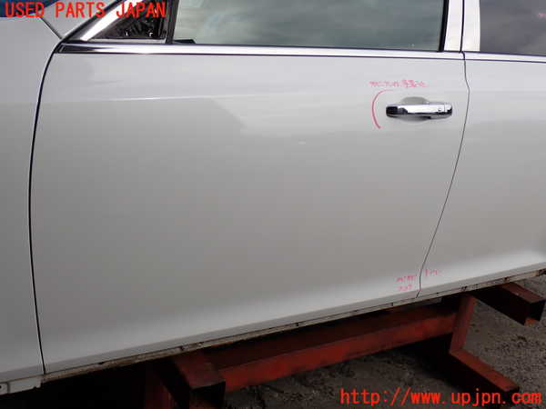 2UPJ-9236991260]クライスラー・300(LX36)左前ドア 中古(43R-00257 M700)_3