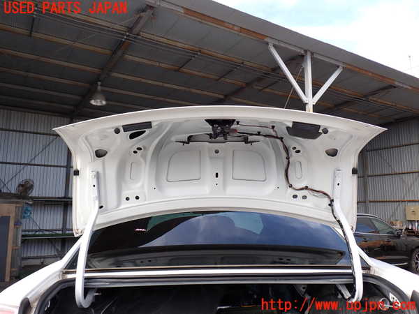 2UPJ-9236991500]クライスラー・300(LX36)トランク 中古_5