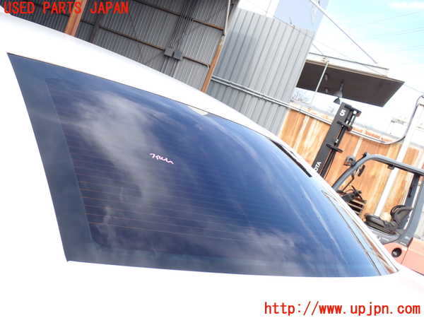 2UPJ-9236991560]クライスラー・300(LX36)リアガラス 中古(43R-000262 M504)_2