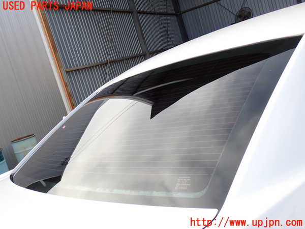 2UPJ-9236991560]クライスラー・300(LX36)リアガラス 中古(43R-000262 M504)_3