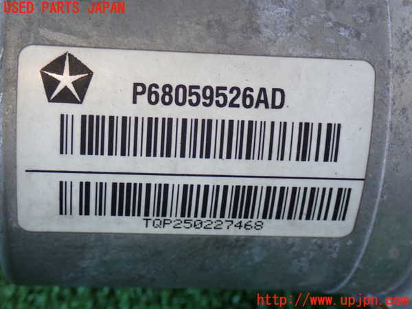 2UPJ-9236994250]クライスラー・300(LX36)パワステポンプ 中古_2