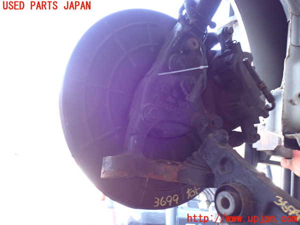 2UPJ-9236994290]クライスラー・300(LX36)右フロントナックルハブ 中古_2