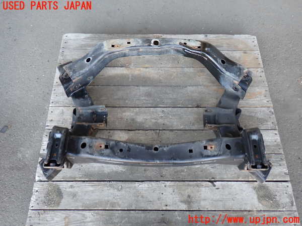 2UPJ-9236995285]クライスラー・300(LX36)フロントメンバー 中古_2