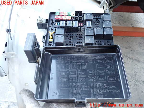 2UPJ-9236996741]クライスラー・300(LX36)ヒューズボックス1 中古_2