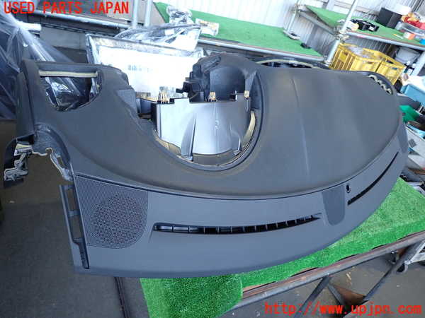 2UPJ-9236997505]クライスラー・300(LX36)ダッシュボード 中古_3