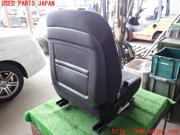 2UPJ-9236997065]クライスラー・300(LX36)助手席シート 中古_4