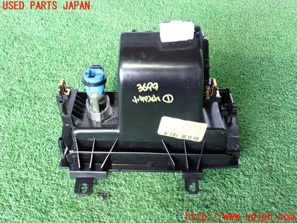 2UPJ-9236997841]クライスラー・300(LX36)小物入れ1 中古_4