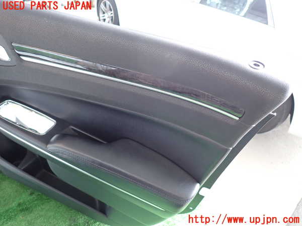 2UPJ-9236991234]クライスラー・300(LX36)右前ドア内張り 中古_4