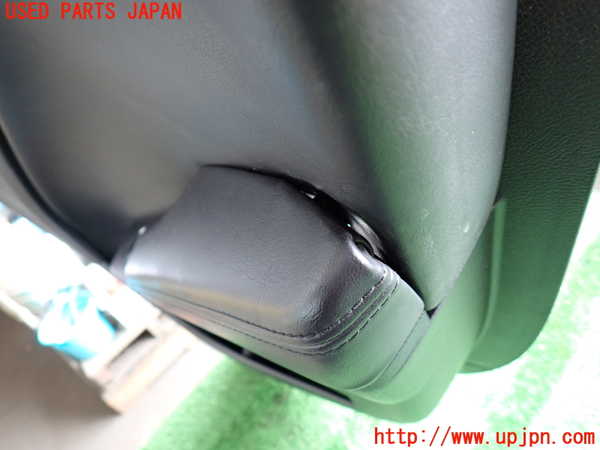 2UPJ-9236991294]クライスラー・300(LX36)右後ドア内張り 中古_4