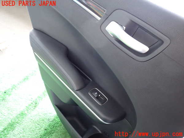 2UPJ-9236991324]クライスラー・300(LX36)左後ドア内張り 中古_3