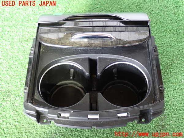 2UPJ-9236997810]クライスラー・300(LX36)ドリンクホルダー 中古_2