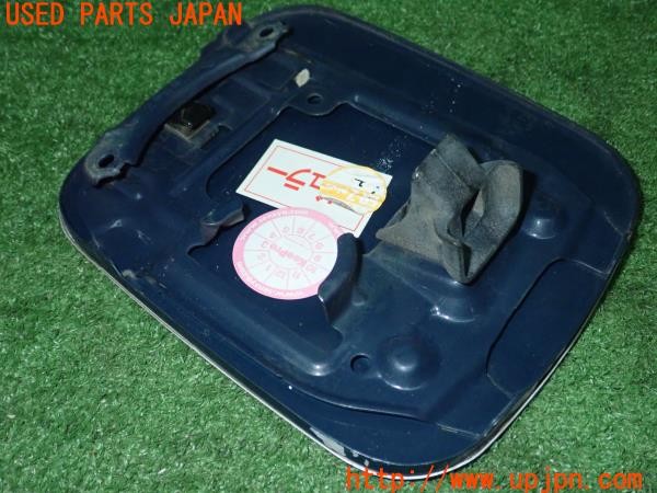 3UPJ=9237000012]アルテッツァAS200 Zエディション(GXE10)後期 社外 フューエルリッドカバー 給油口カバー 中古_5