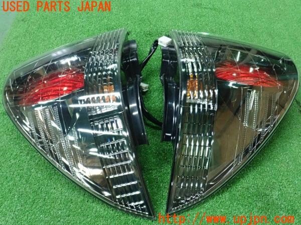 3UPJ=9237000547]アルテッツァAS200 Zエディション(GXE10)後期 純正 TOYOTA KOITO 53-5 テールランプ テールライト 中古_2