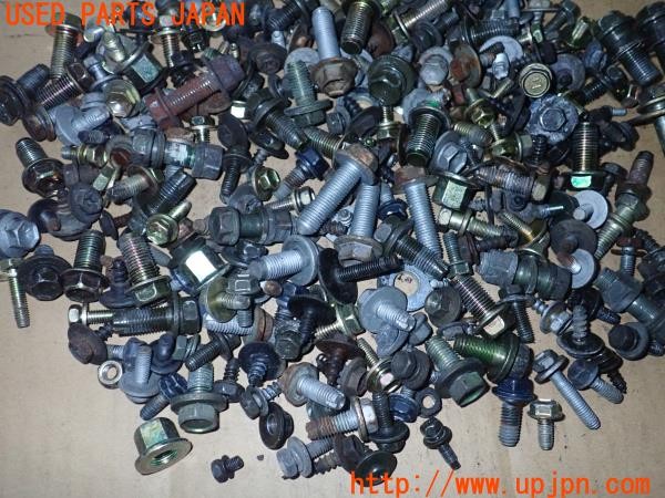3UPJ=9237000720]アルテッツァAS200 Zエディション(GXE10)後期 ネジ・ナット・ステー類 セット ジャンク_3