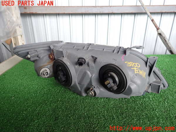 2UPJ-9237001132]アルテッツァ(GXE10)左ヘッドライト ハロゲン 中古_2