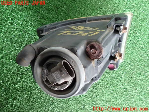 2UPJ-9237001182]アルテッツァ(GXE10)左フォグ 中古_2