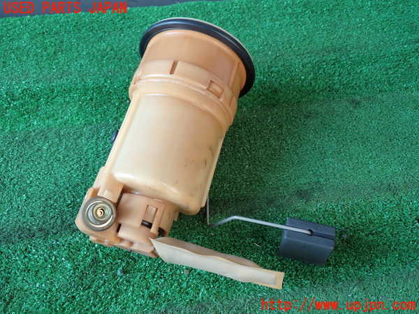 2UPJ-9237002510]アルテッツァ(GXE10)燃料ポンプ 中古_2