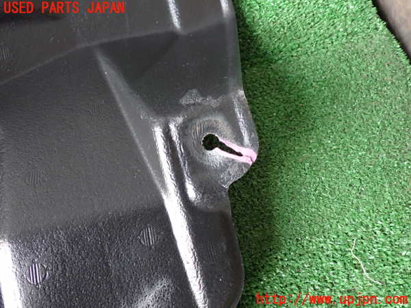 2UPJ-9237002170]アルテッツァ(GXE10)エンジンアンダーカバー 中古_3