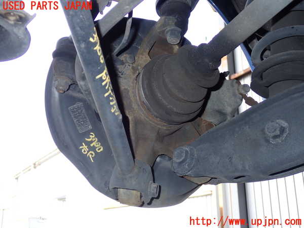 2UPJ-9237004300]アルテッツァ(GXE10)右リアナックルハブ 中古_2