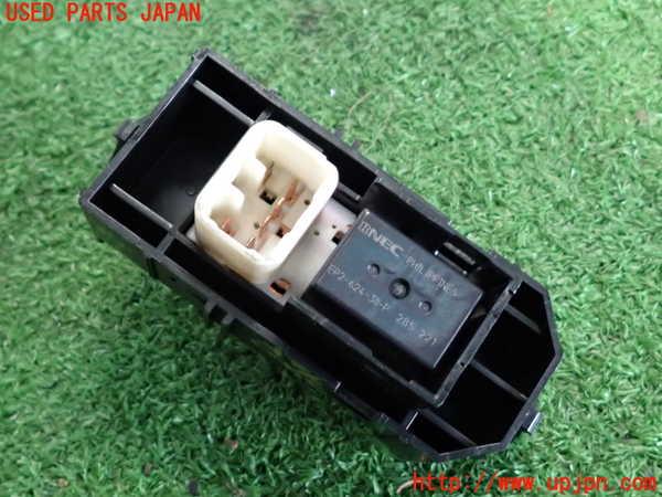 2UPJ-9237006245]アルテッツァ(GXE10)左前パワーウィンドウスイッチ 中古_2