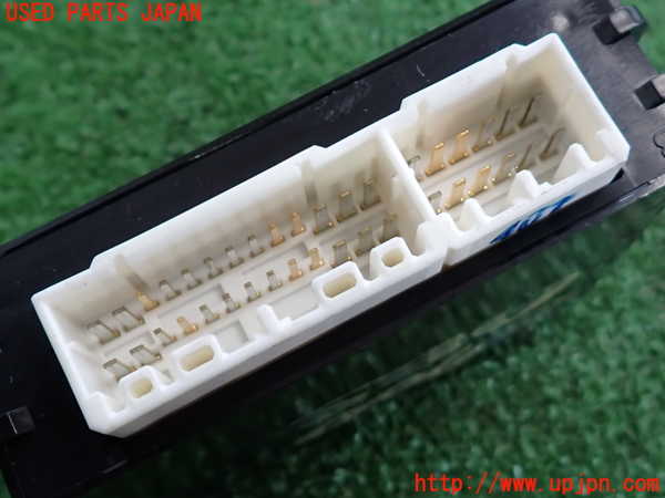 2UPJ-9237006125]アルテッツァ(GXE10)ABSコンピューター 中古_4