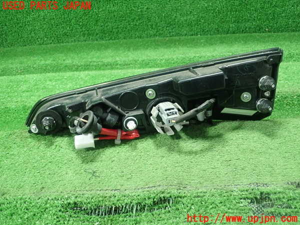 1UPJ-9237011552]カローラ ツーリング ハイブリッド(ZWE211W)左リアフィニッシャー 中古_2