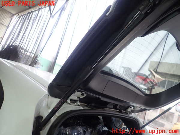 1UPJ-9237011584]カローラ ツーリング ハイブリッド(ZWE211W)リアゲートダンパー 中古_2