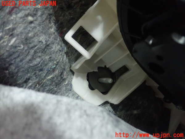 1UPJ-9237016081]カローラ ツーリング ハイブリッド(ZWE211W)エバポレーター1 (ジャンク品) 中古_3