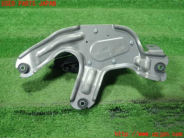 1UPJ-9237016775]カローラ ツーリング ハイブリッド(ZWE211W)リアワイパーモーター 中古_2