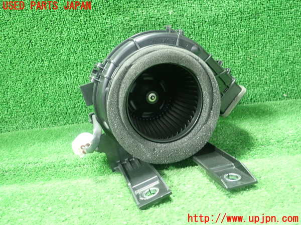 1UPJ-9237016095]カローラ ツーリング ハイブリッド(ZWE211W)ブロアファン(ブロアーファン) 中古_2