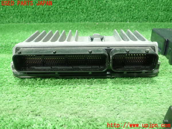 1UPJ-9237016110]カローラ ツーリング ハイブリッド(ZWE211W)エンジンコンピューター 中古_2